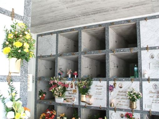 Loculi al cimitero